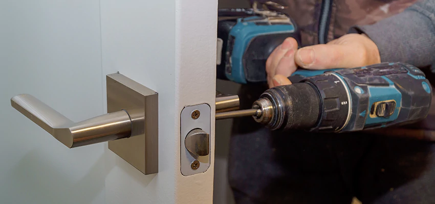 Broken Door Handle Lock Repair in Morgan Hill, California